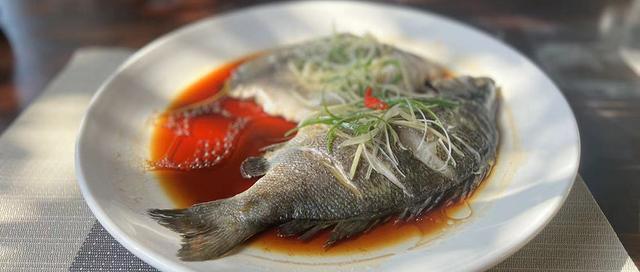 翡翠斑鱼价格,翡翠玉牌子图片-第3张图片-翡翠网 翡翠斑鱼价格,翡翠玉牌子图片-第3张图片-翡翠网