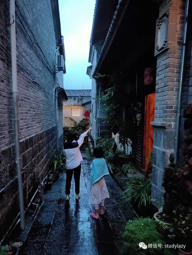 武隆玉石翡翠原石的简单介绍-第35张图片-翡翠网 武隆玉石翡翠原石的简单介绍-第35张图片-翡翠网