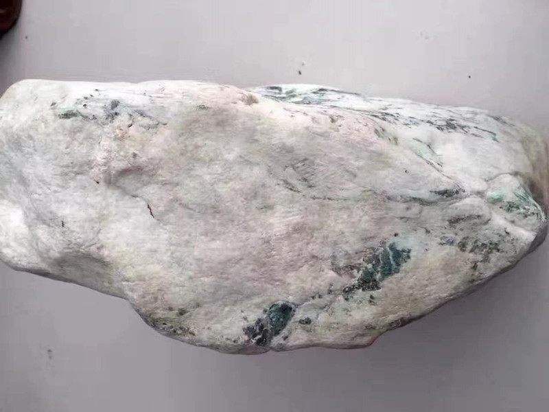 中牟翡翠原石小料翡翠原石公斤料出好货吗-第1张图片-翡翠网 中牟翡翠原石小料翡翠原石公斤料出好货吗-第1张图片-翡翠网