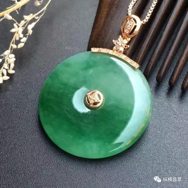 翡翠知识全解大全二十四方所解大全-第3张图片-翡翠网 翡翠知识全解大全二十四方所解大全-第3张图片-翡翠网