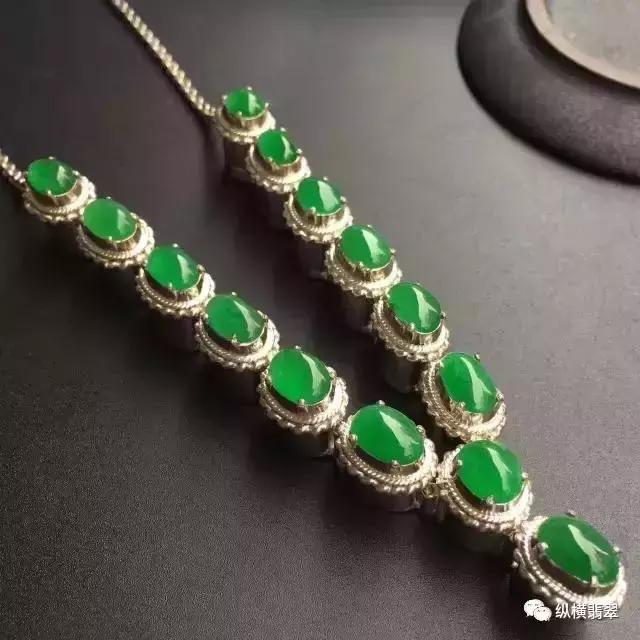 翡翠知识全解大全二十四方所解大全-第9张图片-翡翠网 翡翠知识全解大全二十四方所解大全-第9张图片-翡翠网