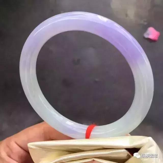 翡翠知识全解大全二十四方所解大全-第18张图片-翡翠网 翡翠知识全解大全二十四方所解大全-第18张图片-翡翠网