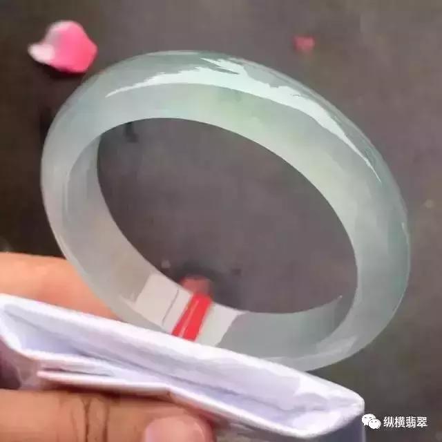 翡翠知识全解大全二十四方所解大全-第19张图片-翡翠网 翡翠知识全解大全二十四方所解大全-第19张图片-翡翠网