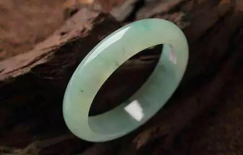 冰糯种与糯化种图解翡翠种水等级划分标准图片-第17张图片-翡翠网 冰糯种与糯化种图解翡翠种水等级划分标准图片-第17张图片-翡翠网