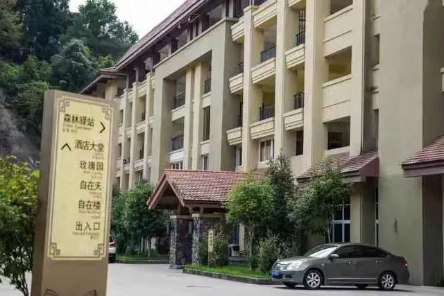 翡翠原石价值鞍山天然翡翠原石多少钱-第10张图片-翡翠网 翡翠原石价值鞍山天然翡翠原石多少钱-第10张图片-翡翠网