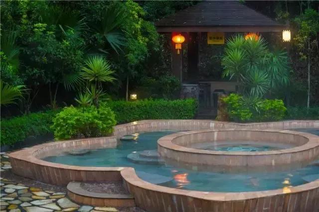 翡翠原石价值鞍山天然翡翠原石多少钱-第18张图片-翡翠网 翡翠原石价值鞍山天然翡翠原石多少钱-第18张图片-翡翠网