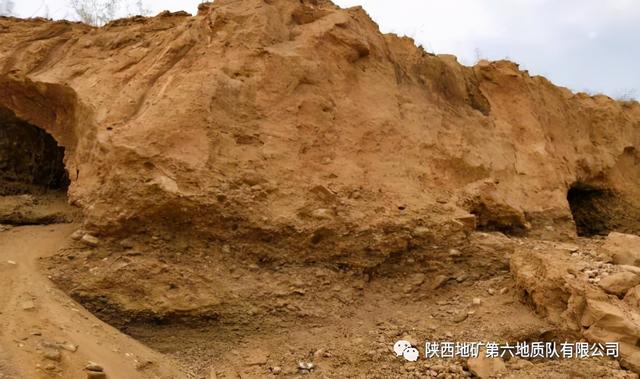 关于吴堡翡翠原石成品的信息-第5张图片-翡翠网 关于吴堡翡翠原石成品的信息-第5张图片-翡翠网