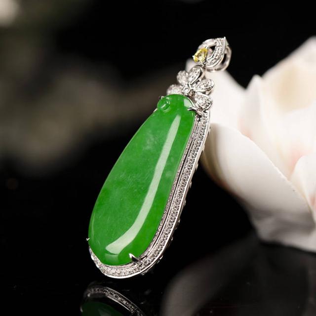 翡翠盘串知识翡翠手串图片大全集-第1张图片-翡翠网 翡翠盘串知识翡翠手串图片大全集-第1张图片-翡翠网