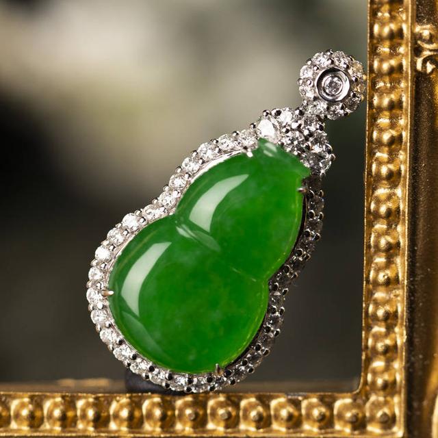 翡翠盘串知识翡翠手串图片大全集-第3张图片-翡翠网 翡翠盘串知识翡翠手串图片大全集-第3张图片-翡翠网