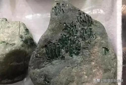 翡翠原石用x光机用灯光怎么看翡翠原石-第6张图片-翡翠网 翡翠原石用x光机用灯光怎么看翡翠原石-第6张图片-翡翠网