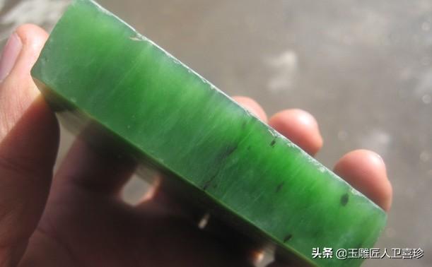 关于品质好的碧玉翡翠手镯知识的信息-第10张图片-翡翠网 关于品质好的碧玉翡翠手镯知识的信息-第10张图片-翡翠网