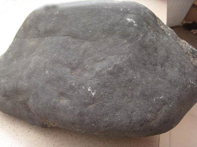 小知识帕敢矿场翡翠原石老帕敢翡翠成品特点-第4张图片-翡翠网 小知识帕敢矿场翡翠原石老帕敢翡翠成品特点-第4张图片-翡翠网