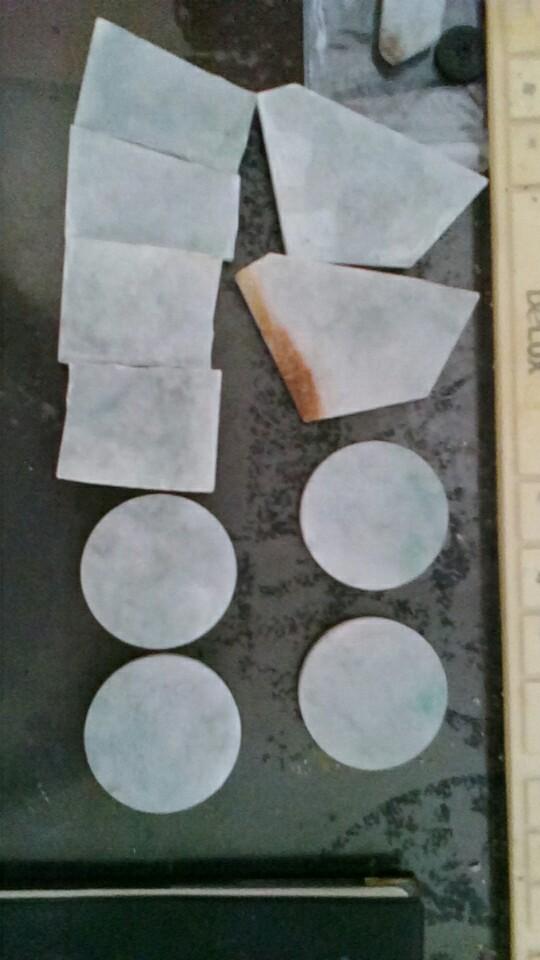 翡翠原石开石的简单介绍-第7张图片-翡翠网 翡翠原石开石的简单介绍-第7张图片-翡翠网