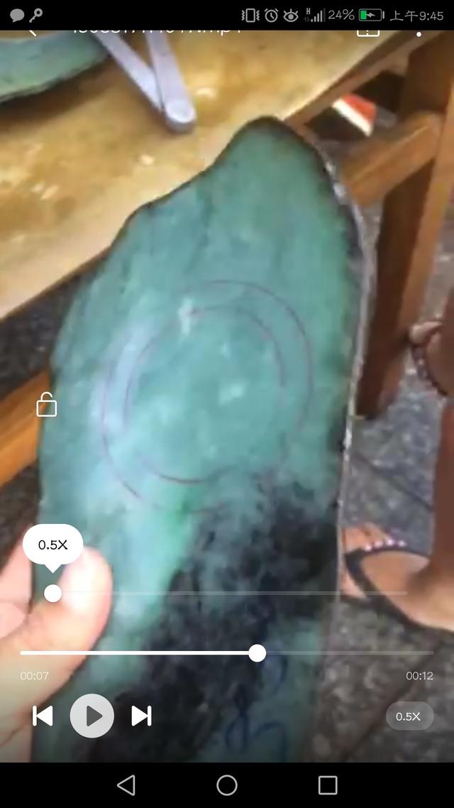 翡翠原石开石的简单介绍-第18张图片-翡翠网 翡翠原石开石的简单介绍-第18张图片-翡翠网