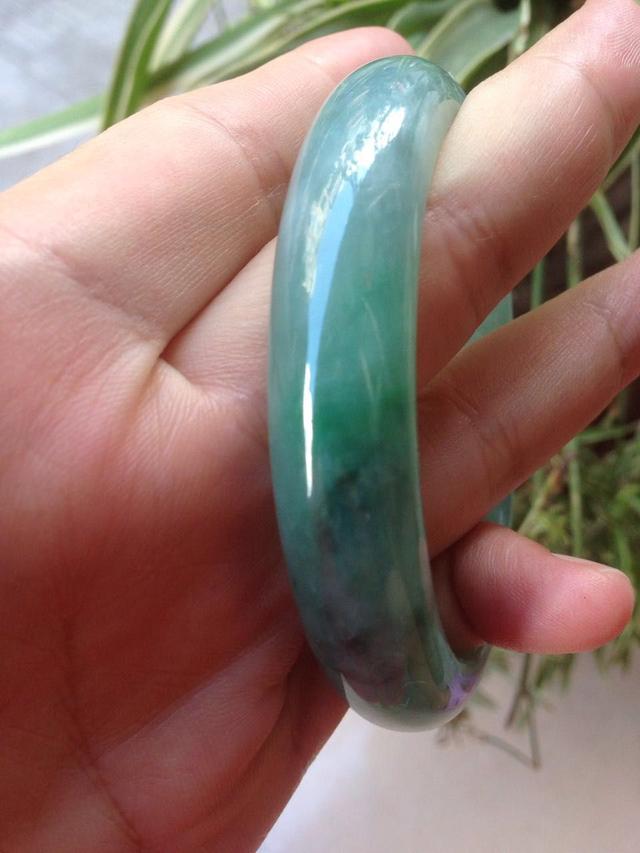 翡翠原石开石的简单介绍-第29张图片-翡翠网 翡翠原石开石的简单介绍-第29张图片-翡翠网