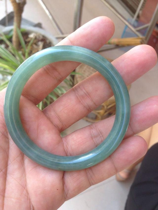 翡翠原石开石的简单介绍-第37张图片-翡翠网 翡翠原石开石的简单介绍-第37张图片-翡翠网