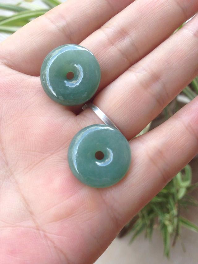 翡翠原石开石的简单介绍-第40张图片-翡翠网 翡翠原石开石的简单介绍-第40张图片-翡翠网