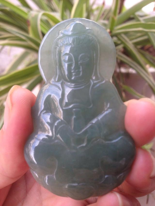 翡翠原石开石的简单介绍-第46张图片-翡翠网 翡翠原石开石的简单介绍-第46张图片-翡翠网