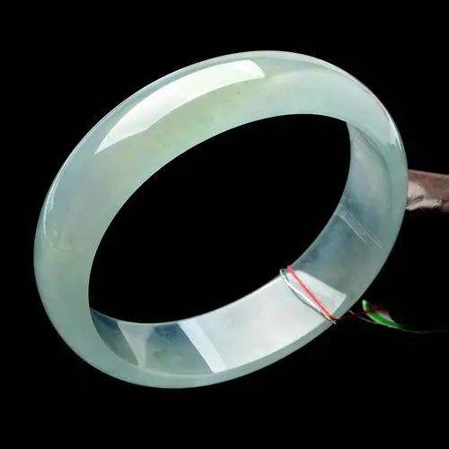 关于一般翡翠手镯价格的信息-第2张图片-翡翠网 关于一般翡翠手镯价格的信息-第2张图片-翡翠网