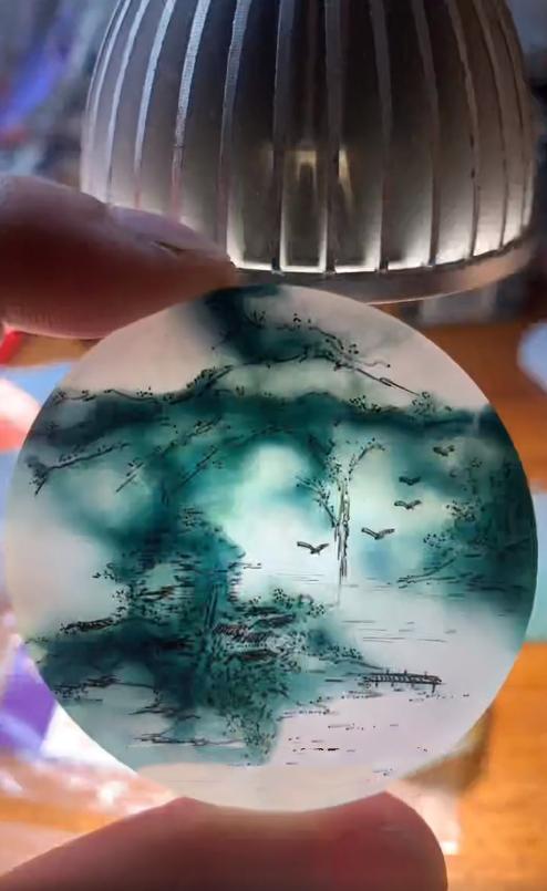 翡翠手镯纹路能养好吗戴裂纹的玉镯不吉利-第4张图片-翡翠网 翡翠手镯纹路能养好吗戴裂纹的玉镯不吉利-第4张图片-翡翠网