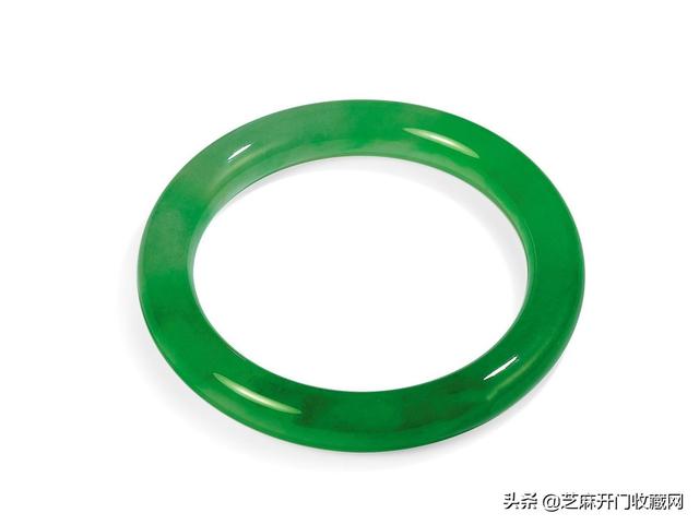 翡翠手镯戴黄斑,玉手镯有黄翡的好吗-第4张图片-翡翠网 翡翠手镯戴黄斑,玉手镯有黄翡的好吗-第4张图片-翡翠网