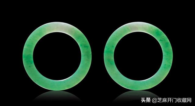 翡翠手镯戴黄斑,玉手镯有黄翡的好吗-第7张图片-翡翠网 翡翠手镯戴黄斑,玉手镯有黄翡的好吗-第7张图片-翡翠网