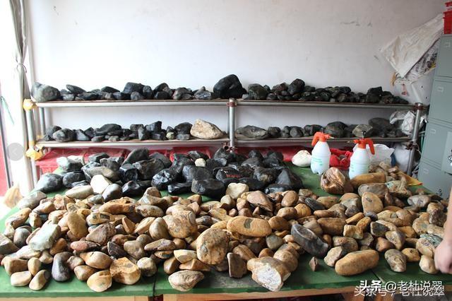 翡翠原石怎么擦口,翡翠原石各方位图-第1张图片-翡翠网 翡翠原石怎么擦口,翡翠原石各方位图-第1张图片-翡翠网