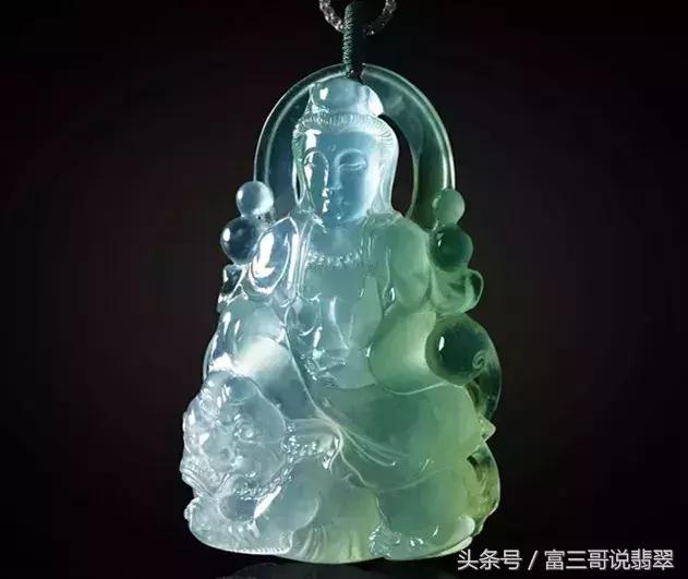 三种女人不适合戴翡翠佛公,女人带黄金佛吊坠好吗-第13张图片-翡翠网