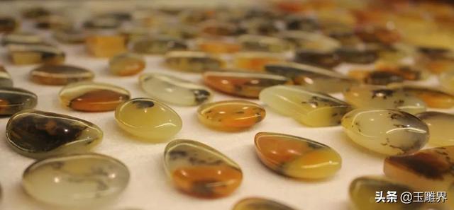 翡翠的基本知识大全,翡翠知识结构图-第3张图片-翡翠网 翡翠的基本知识大全,翡翠知识结构图-第3张图片-翡翠网