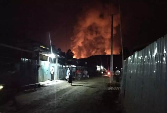 缅甸翡翠原石场口缅甸怕敢翡翠原石市场踏方视频-第3张图片-翡翠网 缅甸翡翠原石场口缅甸怕敢翡翠原石市场踏方视频-第3张图片-翡翠网