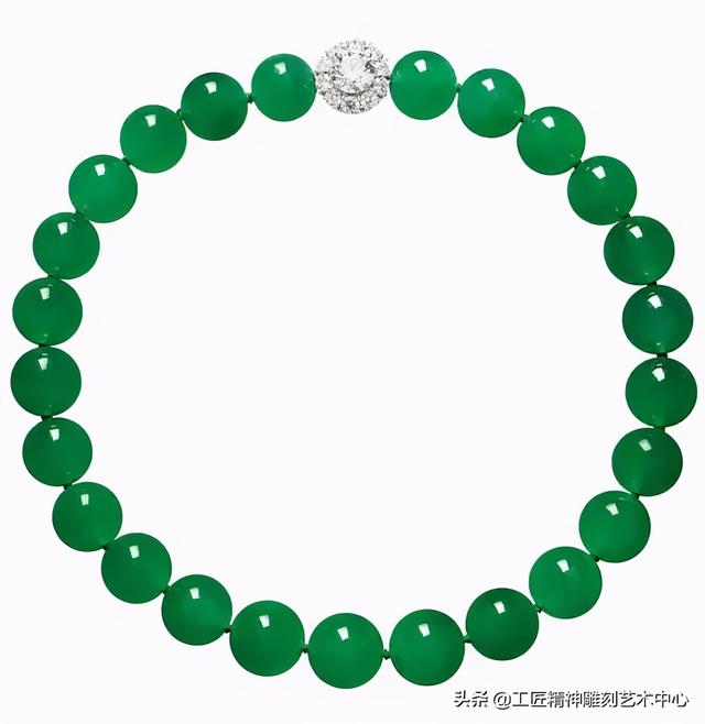 翡翠平安牌图片及价格翡翠平安牌寓意-第18张图片-翡翠网 翡翠平安牌图片及价格翡翠平安牌寓意-第18张图片-翡翠网