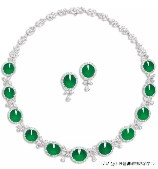 翡翠平安牌图片及价格翡翠平安牌寓意-第22张图片-翡翠网 翡翠平安牌图片及价格翡翠平安牌寓意-第22张图片-翡翠网