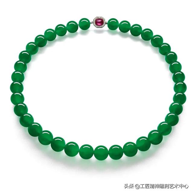 翡翠平安牌图片及价格翡翠平安牌寓意-第26张图片-翡翠网 翡翠平安牌图片及价格翡翠平安牌寓意-第26张图片-翡翠网