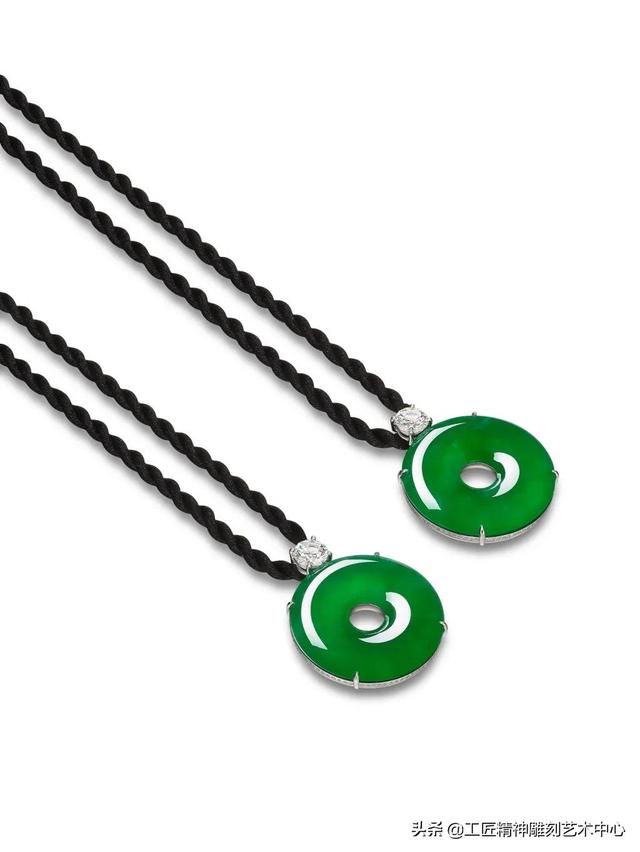 翡翠平安牌图片及价格翡翠平安牌寓意-第39张图片-翡翠网 翡翠平安牌图片及价格翡翠平安牌寓意-第39张图片-翡翠网