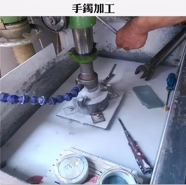 翡翠原石可以作假吗翡翠原石加工制作过程-第1张图片-翡翠网 翡翠原石可以作假吗翡翠原石加工制作过程-第1张图片-翡翠网