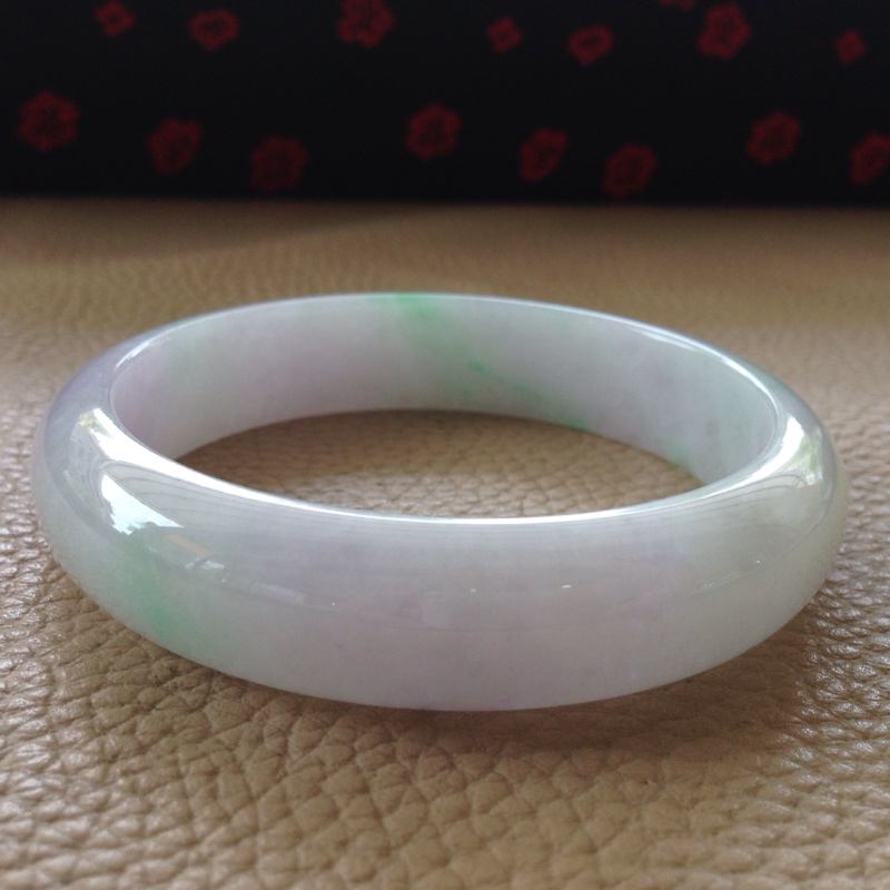 翡翠冰种多少钱冰种翡翠手镯染色多少钱-第2张图片-翡翠网 翡翠冰种多少钱冰种翡翠手镯染色多少钱-第2张图片-翡翠网