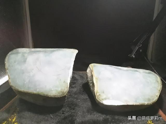 翡翠原石冰种表现翡翠原石冰种图片-第1张图片-翡翠网 翡翠原石冰种表现翡翠原石冰种图片-第1张图片-翡翠网