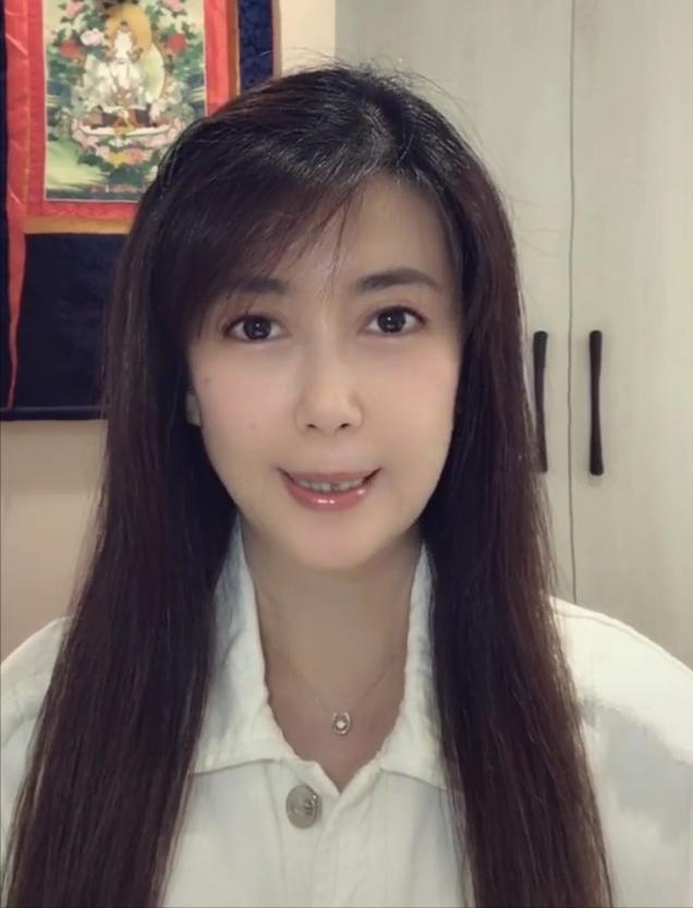 关于孟庭苇最爱的翡翠手镯的信息-第6张图片-翡翠网 关于孟庭苇最爱的翡翠手镯的信息-第6张图片-翡翠网