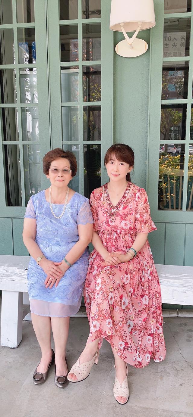 关于孟庭苇最爱的翡翠手镯的信息-第10张图片-翡翠网 关于孟庭苇最爱的翡翠手镯的信息-第10张图片-翡翠网