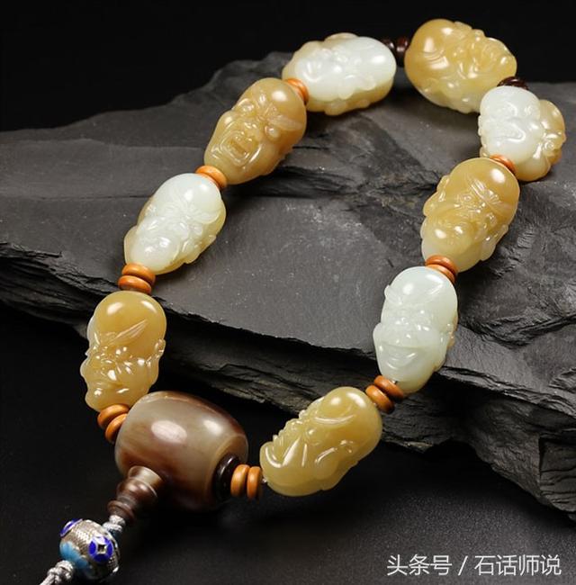 玉石翡翠玛瑙有什么不同,玉翡翠玛瑙手镯哪个价格高-第7张图片-翡翠网 玉石翡翠玛瑙有什么不同,玉翡翠玛瑙手镯哪个价格高-第7张图片-翡翠网