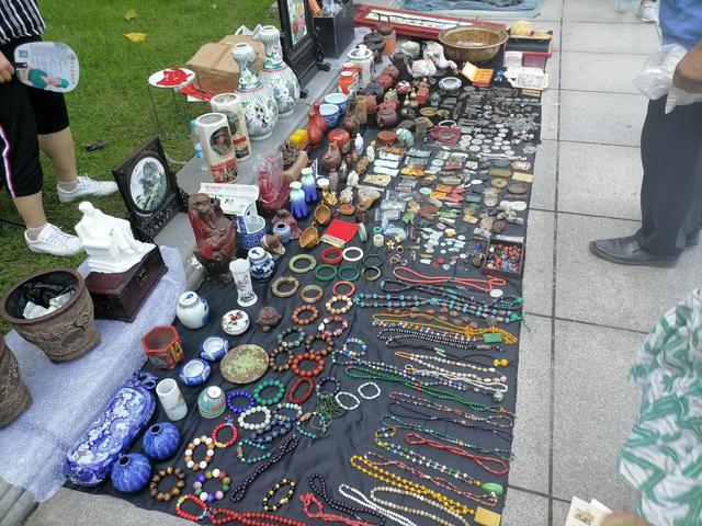 关于大连金州古玩市场有翡翠手镯吗的信息-第4张图片-翡翠网 关于大连金州古玩市场有翡翠手镯吗的信息-第4张图片-翡翠网