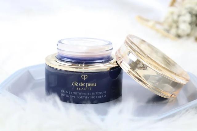 雅诗兰黛小样图片介绍,雅诗兰黛真假翡翠知识-第21张图片-翡翠网 雅诗兰黛小样图片介绍,雅诗兰黛真假翡翠知识-第21张图片-翡翠网