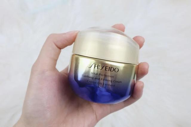 雅诗兰黛小样图片介绍,雅诗兰黛真假翡翠知识-第28张图片-翡翠网 雅诗兰黛小样图片介绍,雅诗兰黛真假翡翠知识-第28张图片-翡翠网