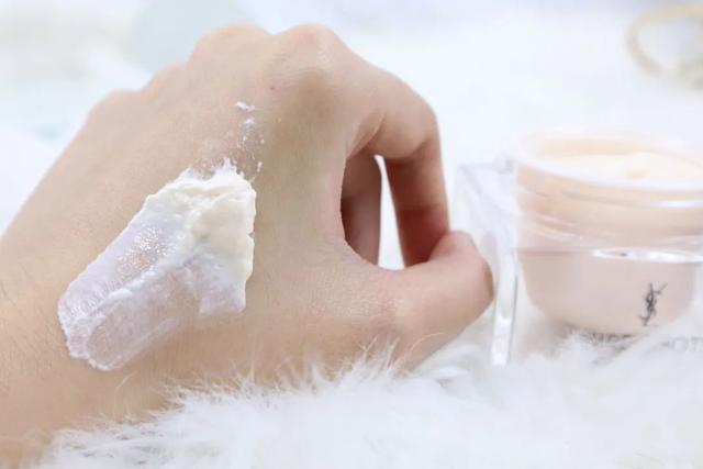 雅诗兰黛小样图片介绍,雅诗兰黛真假翡翠知识-第32张图片-翡翠网 雅诗兰黛小样图片介绍,雅诗兰黛真假翡翠知识-第32张图片-翡翠网