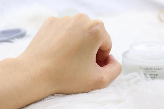 雅诗兰黛小样图片介绍,雅诗兰黛真假翡翠知识-第40张图片-翡翠网 雅诗兰黛小样图片介绍,雅诗兰黛真假翡翠知识-第40张图片-翡翠网