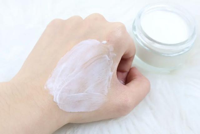 雅诗兰黛小样图片介绍,雅诗兰黛真假翡翠知识-第51张图片-翡翠网 雅诗兰黛小样图片介绍,雅诗兰黛真假翡翠知识-第51张图片-翡翠网