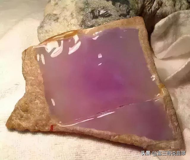 翡翠紫罗兰挂件价格,紫罗兰翡翠吊坠一般多少钱-第2张图片-翡翠网 翡翠紫罗兰挂件价格,紫罗兰翡翠吊坠一般多少钱-第2张图片-翡翠网