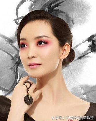 翡翠原石的裂和纹翡翠原石裂纹怎么去除-第6张图片-翡翠网 翡翠原石的裂和纹翡翠原石裂纹怎么去除-第6张图片-翡翠网