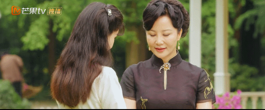 民国时期翡翠玉手镯价格,民国翡翠手镯拍卖价格-第7张图片-翡翠网 民国时期翡翠玉手镯价格,民国翡翠手镯拍卖价格-第7张图片-翡翠网