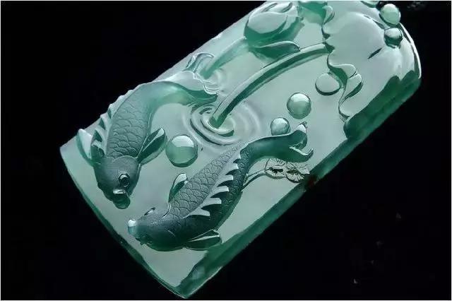 白色不透明翡翠图片乳白色翡翠原石-第7张图片-翡翠网 白色不透明翡翠图片乳白色翡翠原石-第7张图片-翡翠网